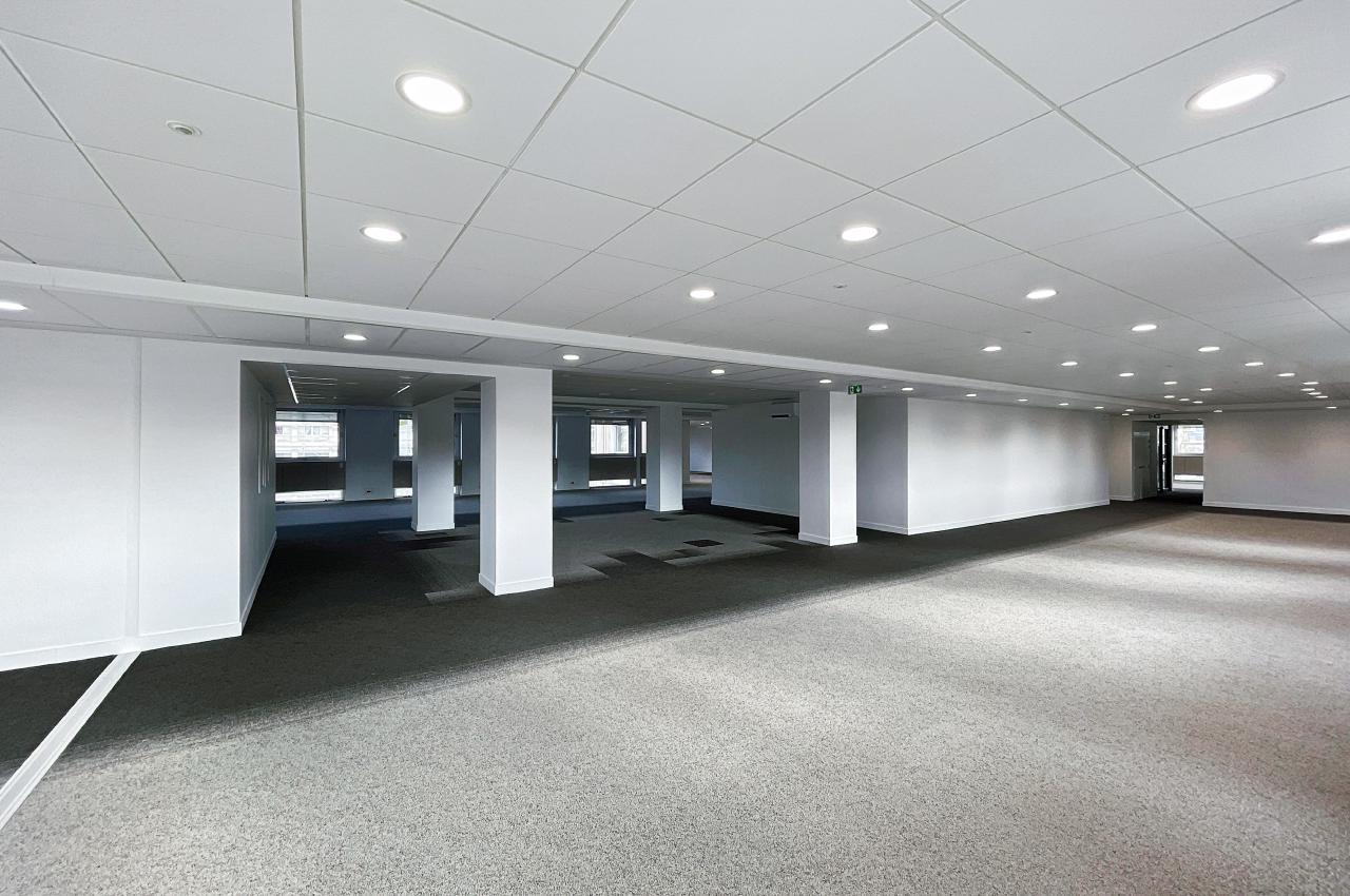 Bureau Paris 1001m² Location bureau Paris OLBUR2107041 6